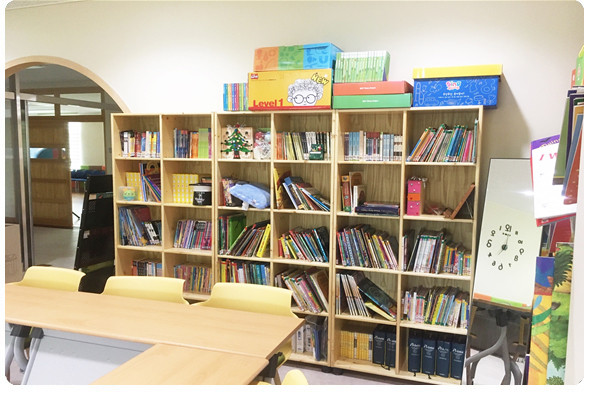 도서관 및 대합실 이미지.